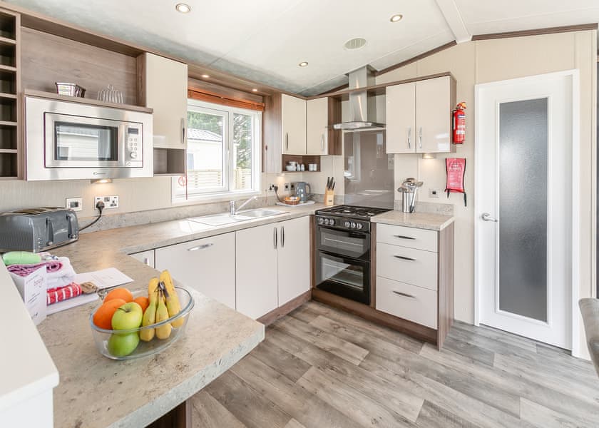 Sandy Pebble Deluxe (Pet) - Looe Coastal Retreat, Looe