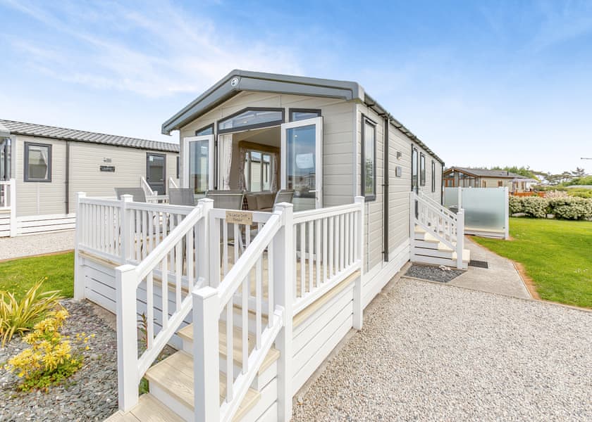 Cedar Drift Deluxe - Looe Coastal Retreat, Looe