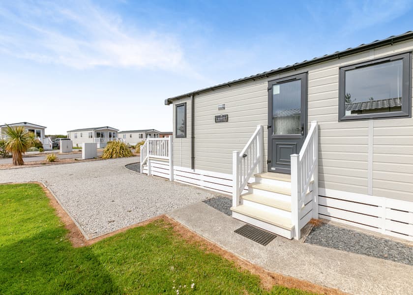 Cedar Drift Deluxe - Looe Coastal Retreat, Looe