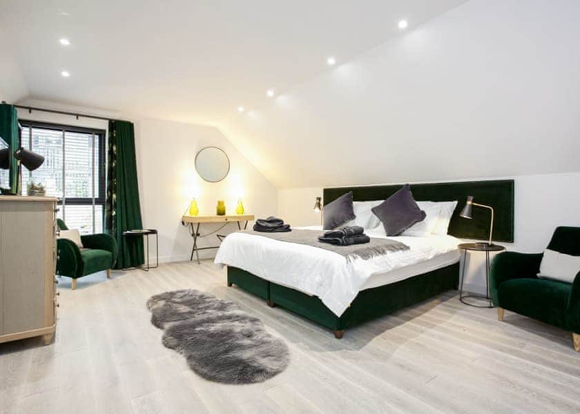 Mill House sleeps 8 Hot Tub -  Loch Tay Highland Lodge Park, Killin