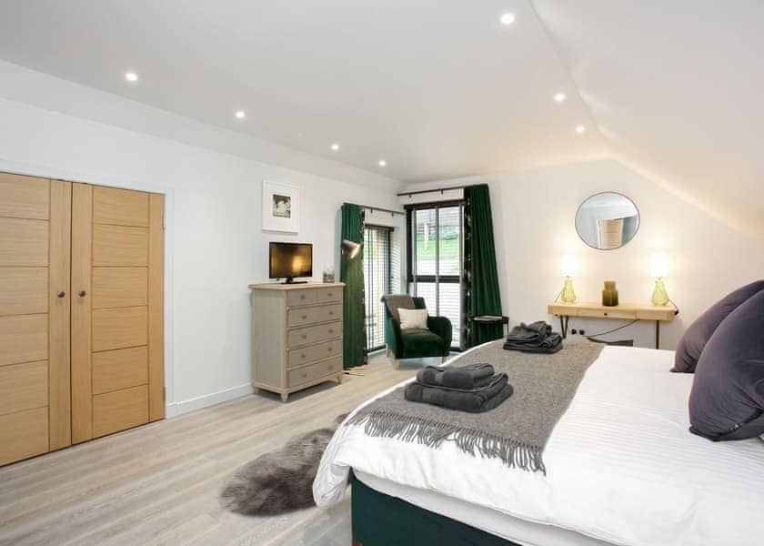 Mill House sleeps 8 Hot Tub -  Loch Tay Highland Lodge Park, Killin