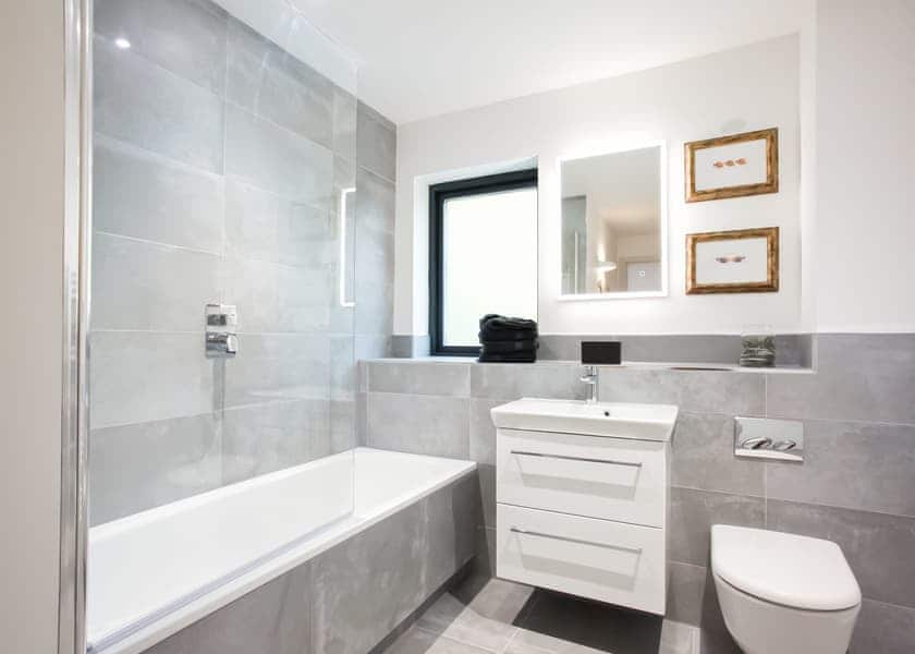 Mill House sleeps 8 Hot Tub -  Loch Tay Highland Lodge Park, Killin