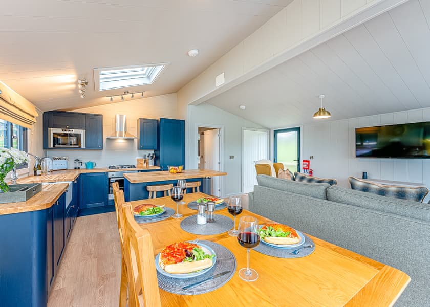 Wren’s Nest 3 - Love2Stay Mid Wales, Newtown