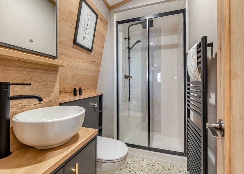 Getaway Lodge - Love2Stay Mid Wales, Newtown