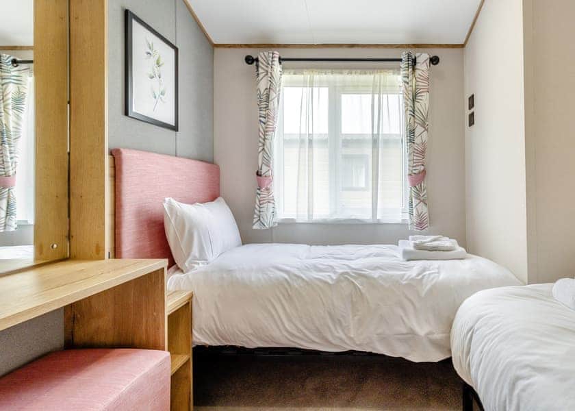 Caernarfon - Love2Stay Mid Wales, Newtown