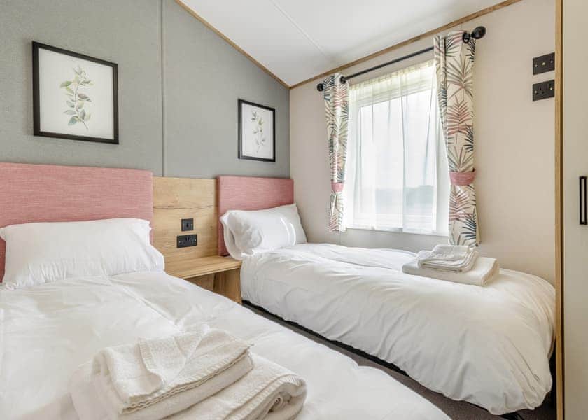 Caernarfon - Love2Stay Mid Wales, Newtown