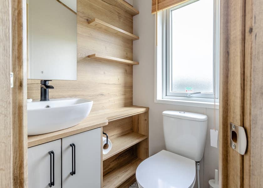 Caernarfon - Love2Stay Mid Wales, Newtown