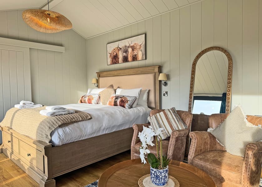 Retreat Lodge - Love2Stay Mid Wales, Newtown