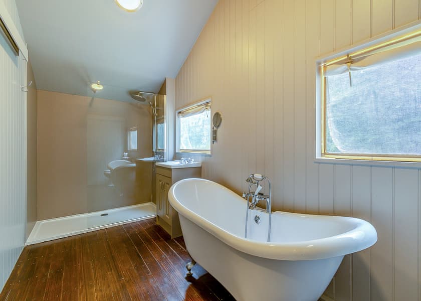 Safari Tent - Love2Stay Shrewsbury, Shrewsbury