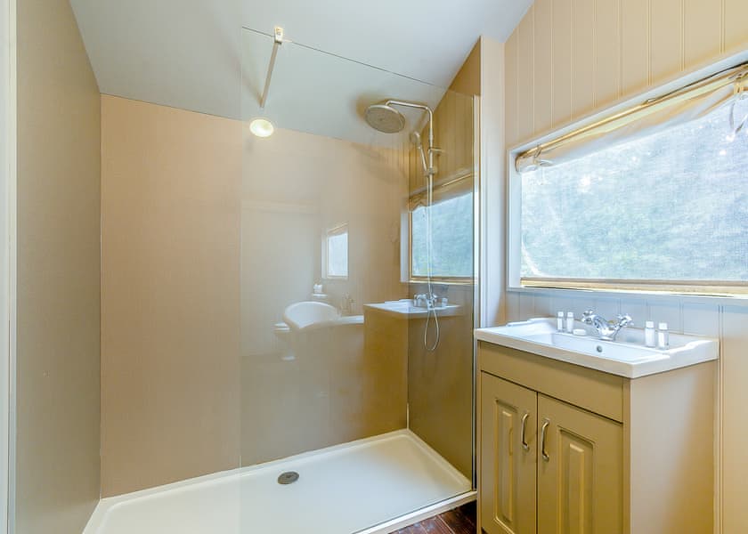 Safari Tent - Love2Stay Shrewsbury, Shrewsbury