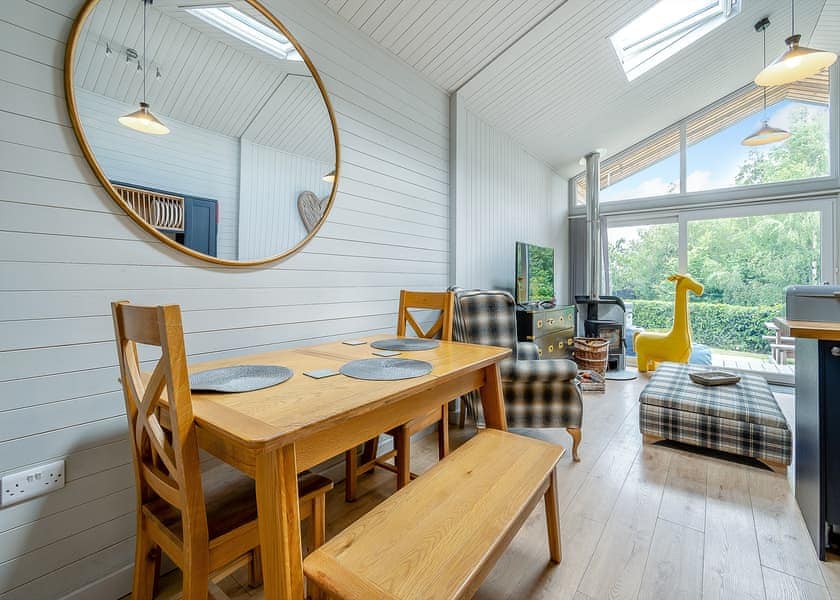 Black Barn Lodge - Love2Stay Shrewsbury, Shrewsbury