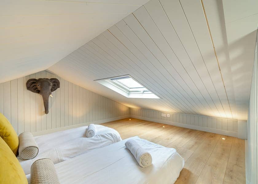 Black Barn Lodge - Love2Stay Shrewsbury, Shrewsbury