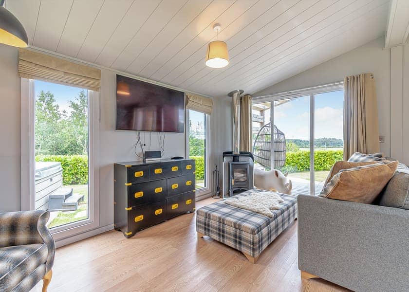 Wren’s Nest Lodge - Love2Stay Shrewsbury, Shrewsbury