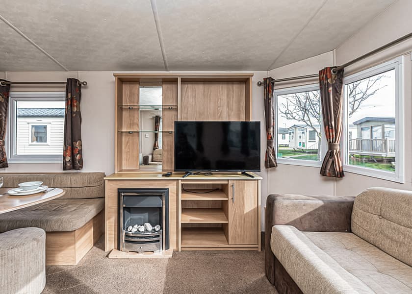 Gold 3 - Lyons Manor House, Maryport