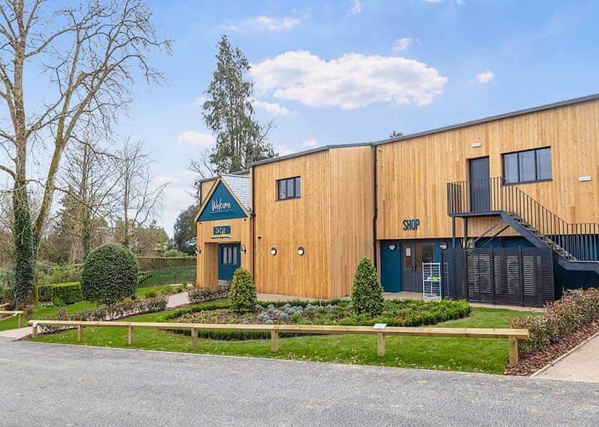 Manor Lakes at Hengar Manor, Bodmin