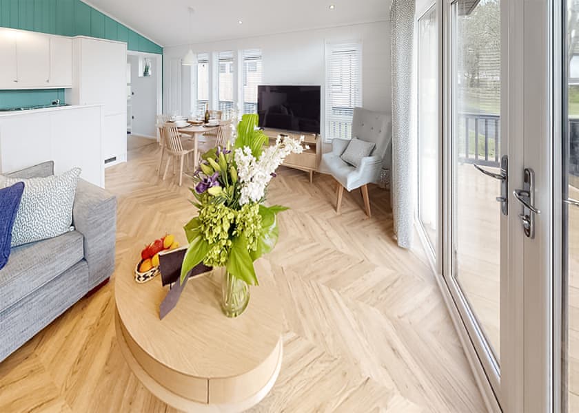 Platinum 2 Bedroom Pet Friendly Caravan - Manor Lakes at Hengar Manor, Bodmin