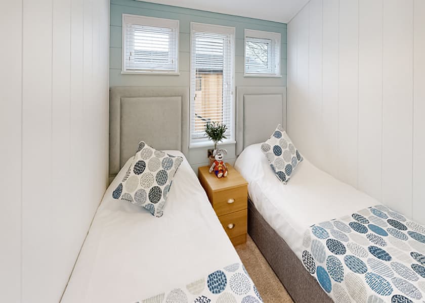 Platinum 2 Bedroom Pet Friendly Caravan - Manor Lakes at Hengar Manor, Bodmin