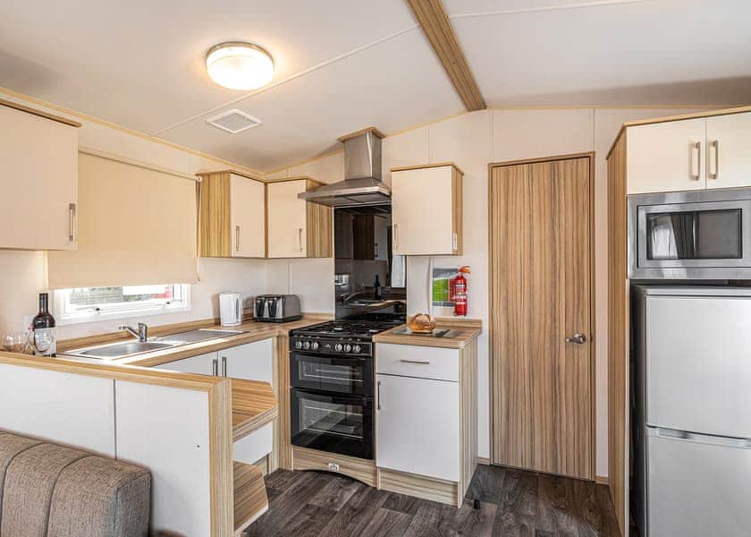 Gold 2  Caravan (slps 6) (Pet) - Malvern View Country and Leisure Park, Worcester