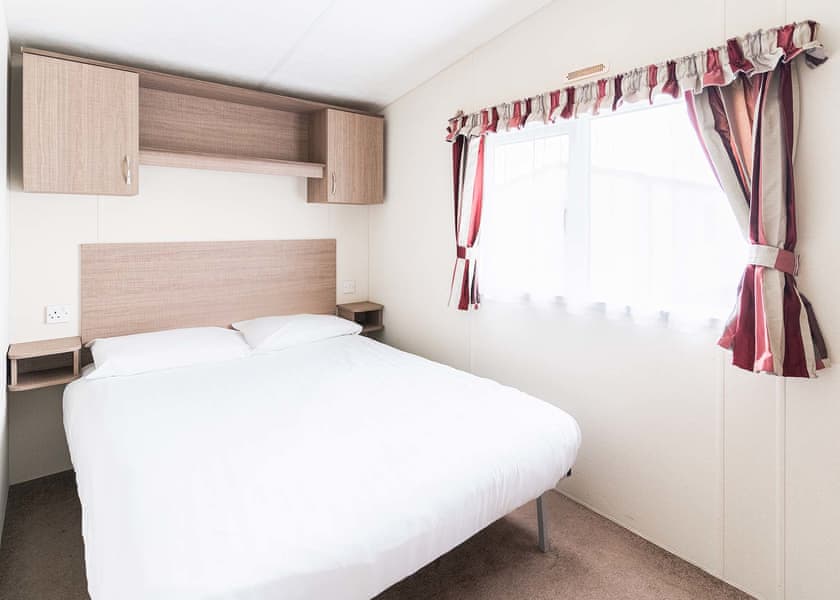 Gold 2 - Marine Holiday Park, Rhyl