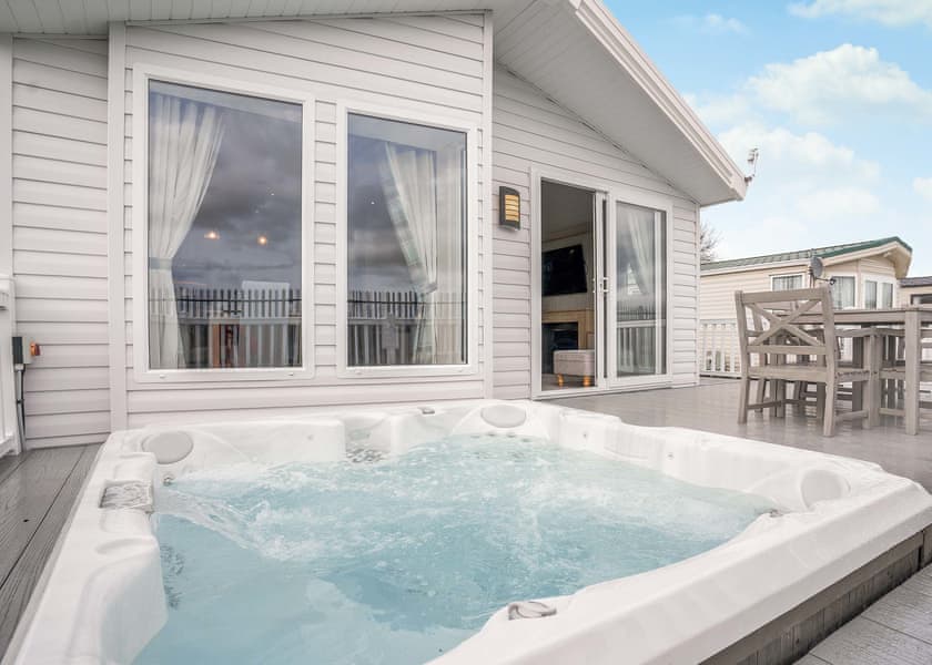 Captain’s Quarters Lodge - Marine Holiday Park, Rhyl