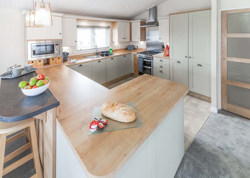 Captain’s Quarters Lodge - Marine Holiday Park, Rhyl