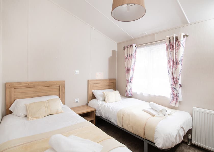 Mayflower Lodge - Marine Holiday Park, Rhyl