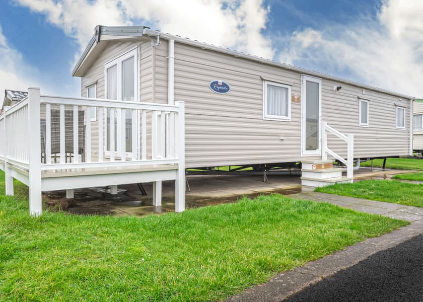 Gold 3 - Marine Holiday Park, Rhyl