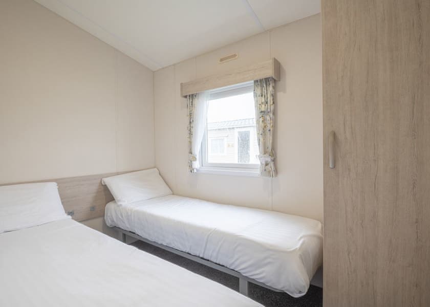 Gold 3 - Marine Holiday Park, Rhyl