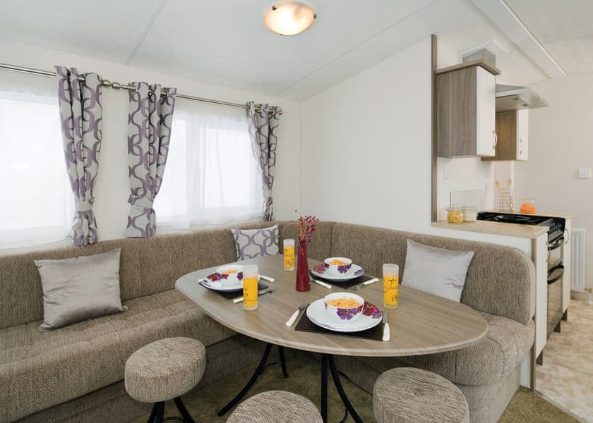 Gold 4 - Marine Holiday Park, Rhyl