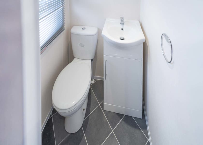 Marine Mini Lodge - Marine Holiday Park, Rhyl