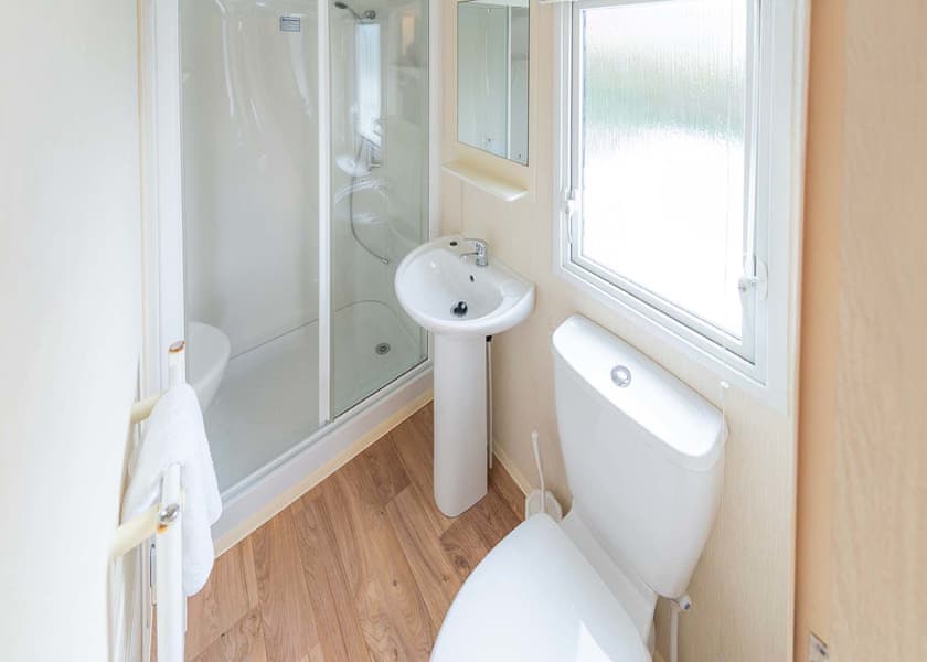 Platinum 3 - Marine Holiday Park, Rhyl