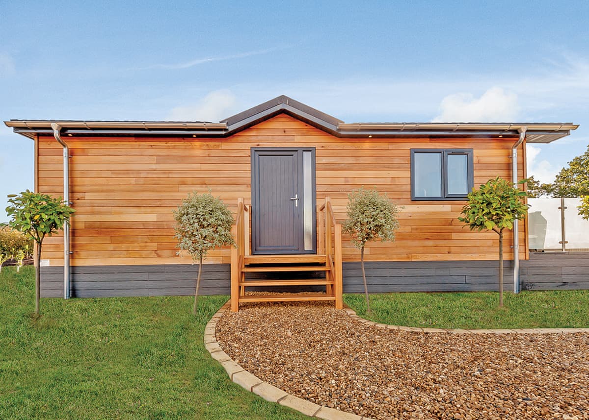 Meadow Lodges Woodbridge - Holiday lodge in East Anglia - Image 3