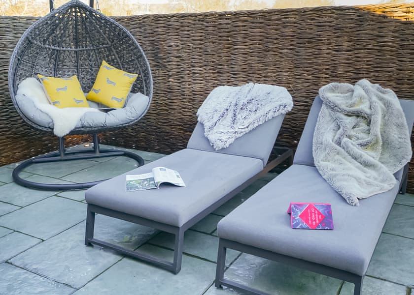 Lily’s Lodge - Meadow Lodges Woodbridge, Bredfield, Woodbridge