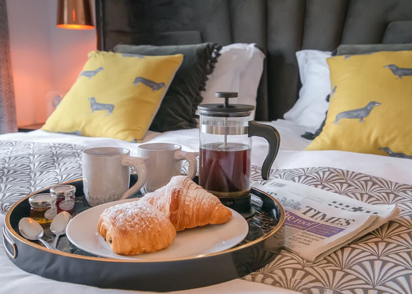 Lily’s Lodge - Meadow Lodges Woodbridge, Bredfield, Woodbridge