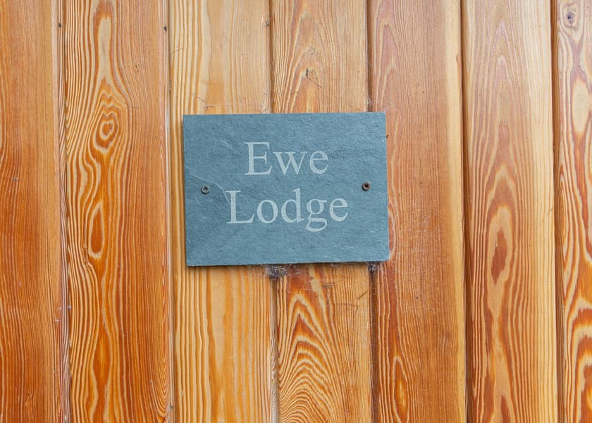 Ewe Lodge - Meadow’s End Lodges, Cartmel