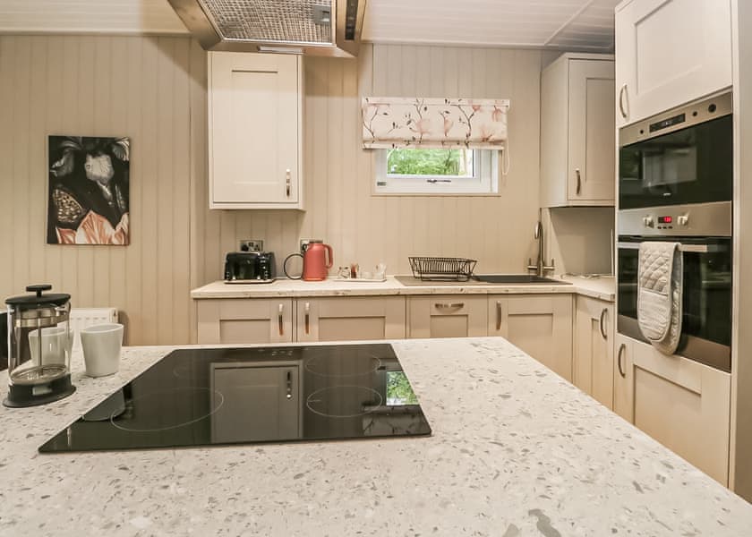 Shetland Lodge - Meadow’s End Lodges, Cartmel