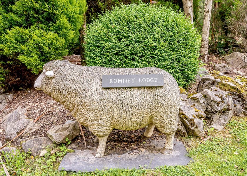 Romney Lodge - Meadow’s End Lodges, Cartmel