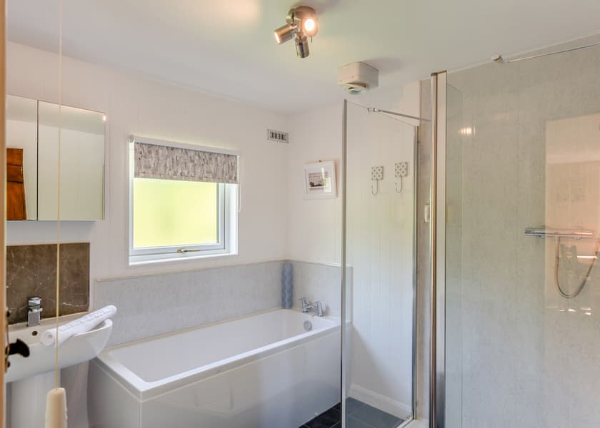 Romney Lodge - Meadow’s End Lodges, Cartmel