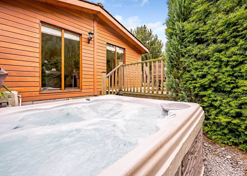 Radnor Lodge - Meadow’s End Lodges, Cartmel