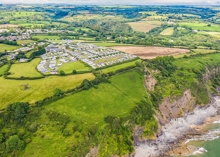 Meadow House Holiday Park, Summerhill, Amroth
