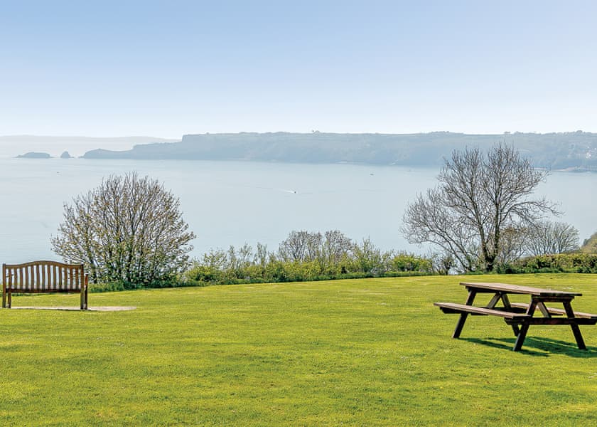The park setting | Meadow House Holiday Park, Summerhill, Amroth