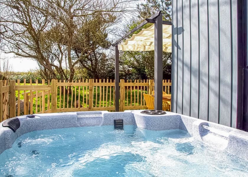 Luxury Plus Chalet - Medmerry Park, Chichester