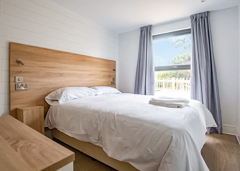 Luxury Chalet - Medmerry Park, Chichester