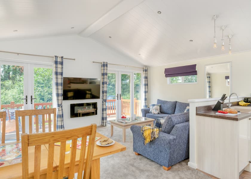 Select+2 - Merley Woodland Park, Wimborne, Nr Bournemouth