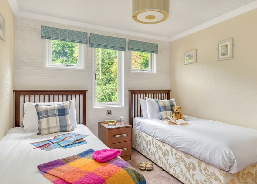 Select+2 - Merley Woodland Park, Wimborne, Nr Bournemouth