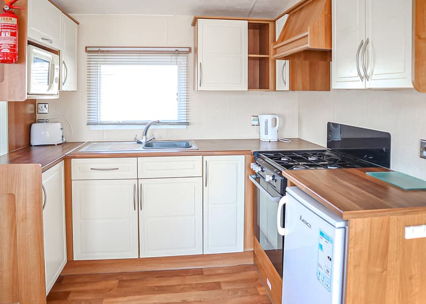 Silver 6 Caravan (Pet) - Merryfield and Sandfield, Chapel St Leonards