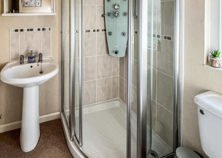 Images for illustration only, lodges styles may vary | Sunny Retreat Lodge - Malton Grange Country Park, Malton