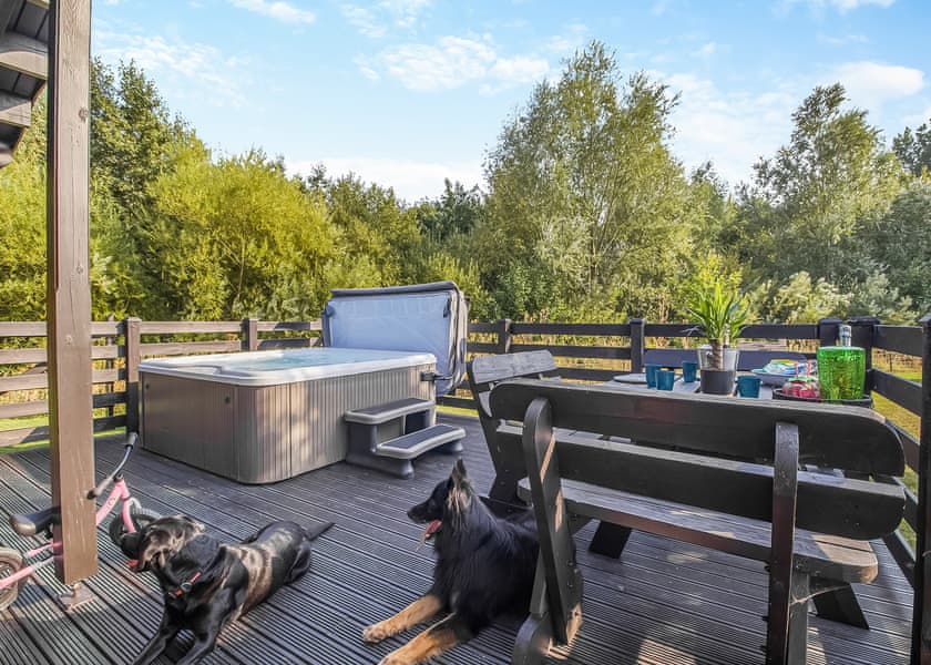 3 Bed Barn Hot Tub Pet Friendly - Messingham Lakes, Messingham