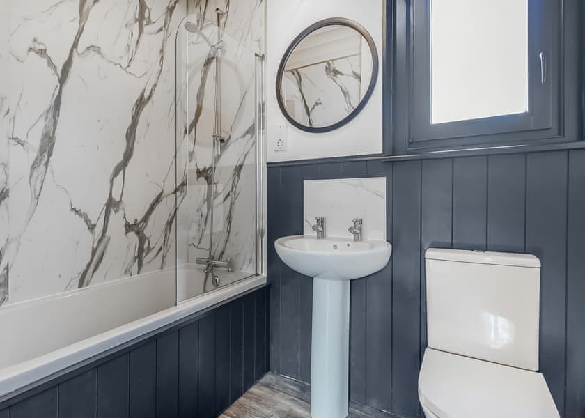 3 Bed Barn Hot Tub Pet Friendly - Messingham Lakes, Messingham