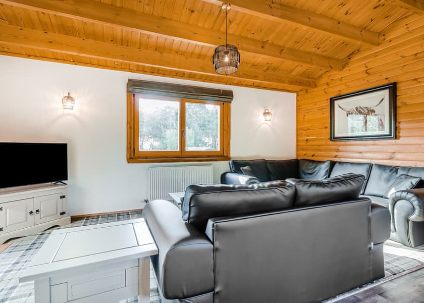 3 Bed Barn Hot Tub - Messingham Lakes, Messingham